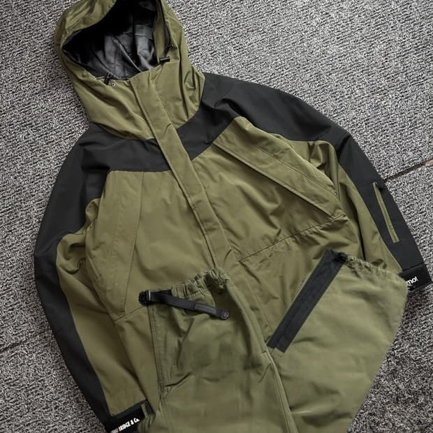 유니폼 브릿지x마모트 코프코어 마운틴 셋업 2577