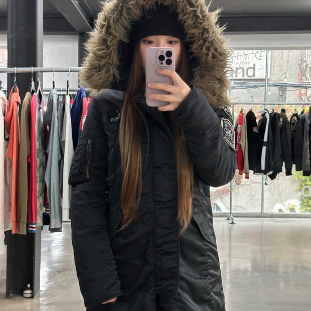 히스테릭글래머 퍽베어 N3b 하이넥 퍼 롱점퍼