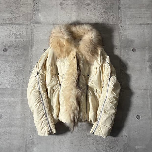 [새상품] SHELVO Y2K 퍼 트리밍 패딩점퍼