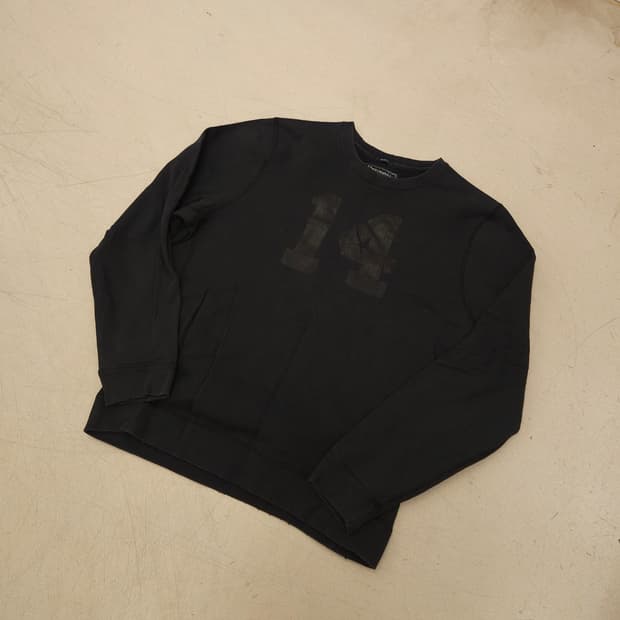 아베크롬비 14프린팅 블랙 맨투맨