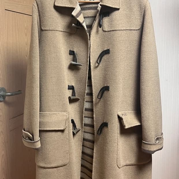 GUESS 떡볶이 코트