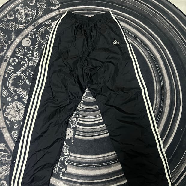 아디다스 트랙팬츠