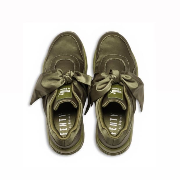 푸마 X 리한나 바우 스니커즈 올리브 240-245