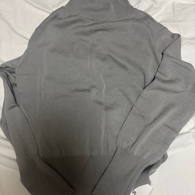 에토스 PLAIN TURTLENECK KNIT(새제품)