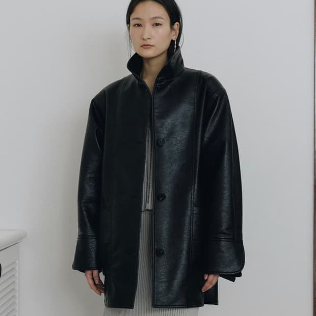 파르벵 레더 하프 코트 구해요 farven