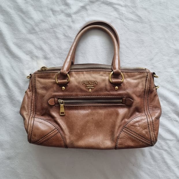 빈티지 프라다 브라운 숄더백