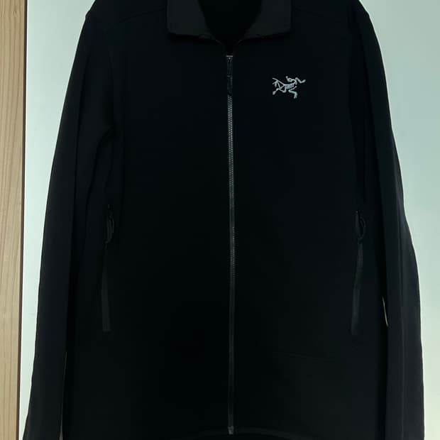 아크테릭스 kyanite 후리스 자켓