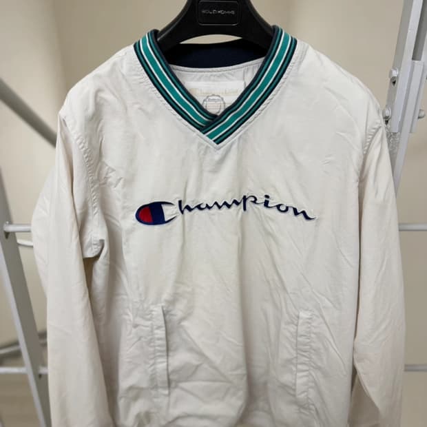 슈프림 x 챔피온 아노락