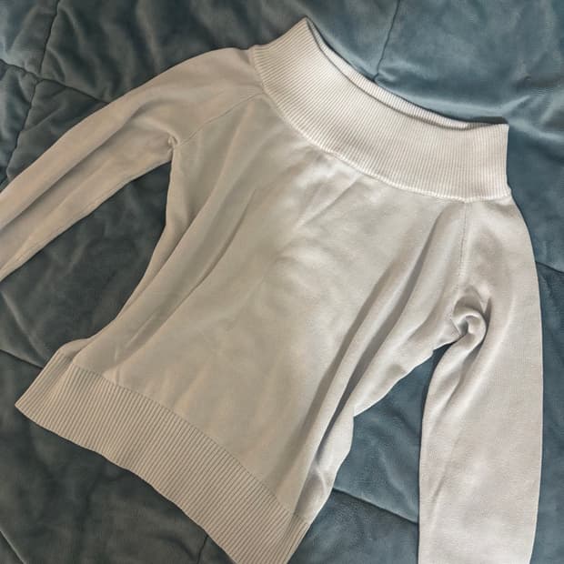 브랜디멜빌 오프숄더 니트