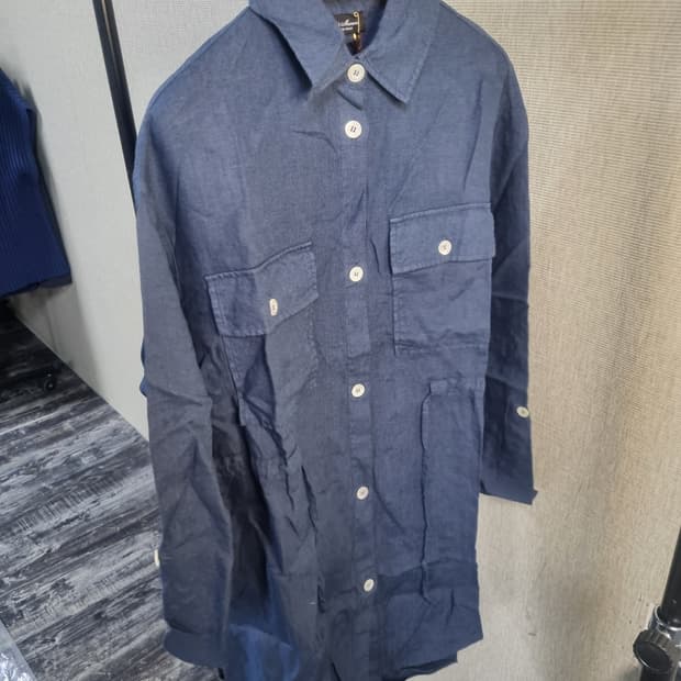 새제품 이태리 명품 브랜드 안드레모리스 롱셔츠