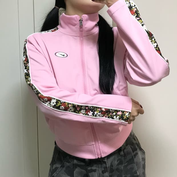 나이키 플라워 핑크 져지 크롭 M