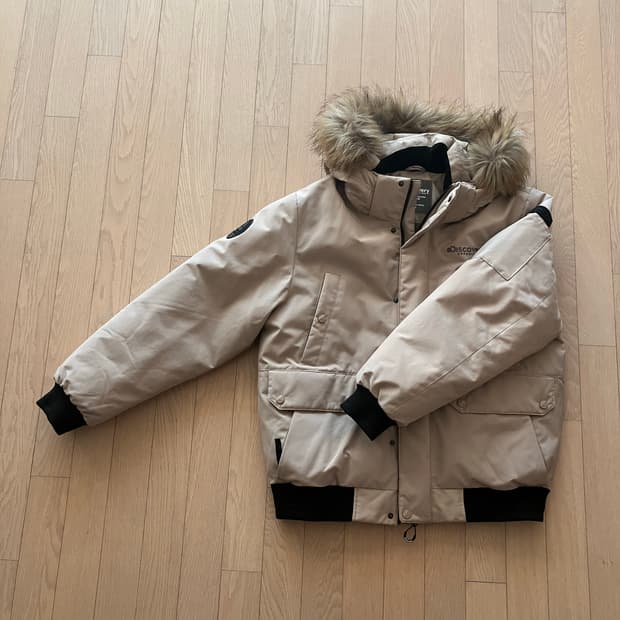 디스커버리 숏패딩