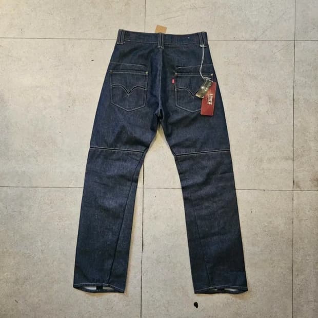 28inch 리바이스 엔지니어드 팬츠 바지 새상품