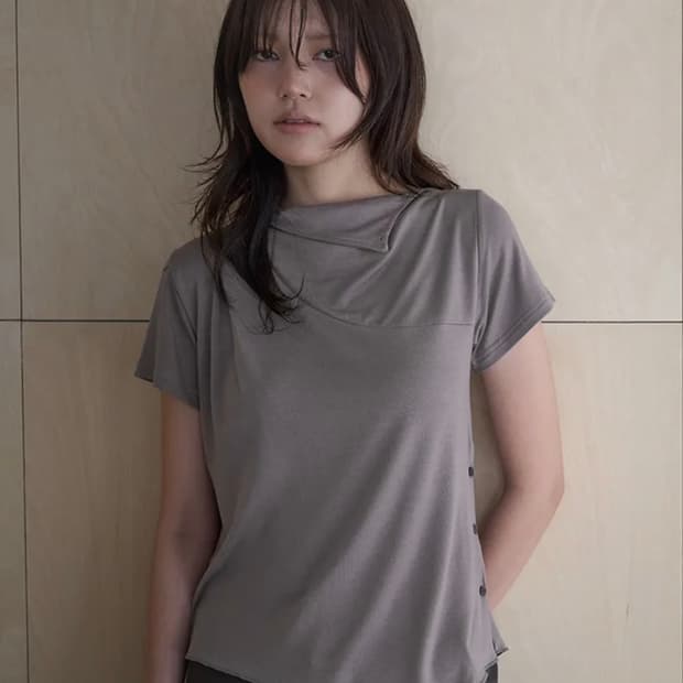 Safari sula explore 스티치 드레이프 저지 인 라이트토프
