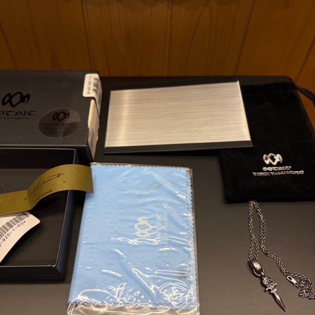 요지야마모토 울프 대거 목걸이