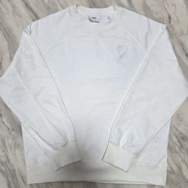 아미 공용 스웻 맨투맨