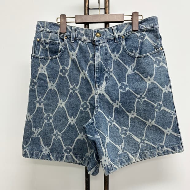 [33]루이비통 LV로고 프린티드 반바지