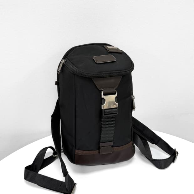 투미 우드랜드 슬링 2WAY 크로스 & 백팩 블랙