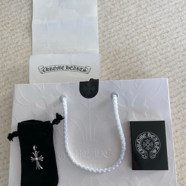 (새제품) 크롬하츠 타이니크로스 다이아 풀파베