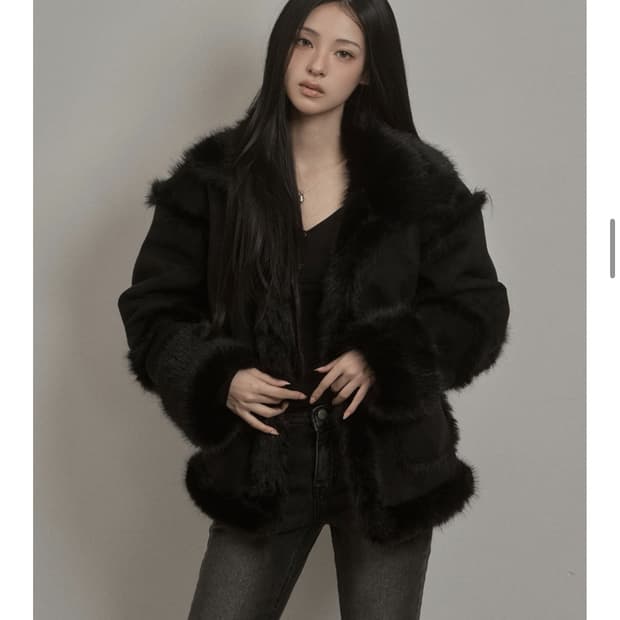 카키포인트 무스탕 블랙 새상품