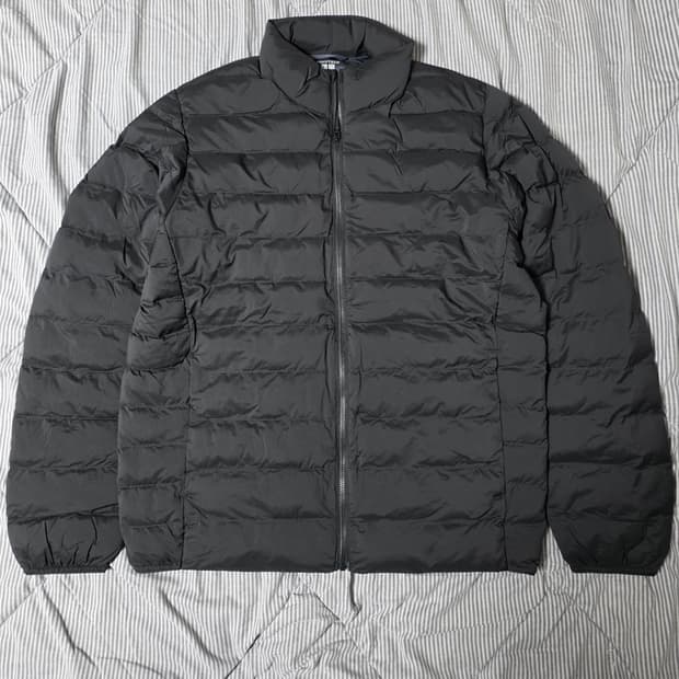 유니클로 퍼프테크재킷 경량패딩 L 블랙
