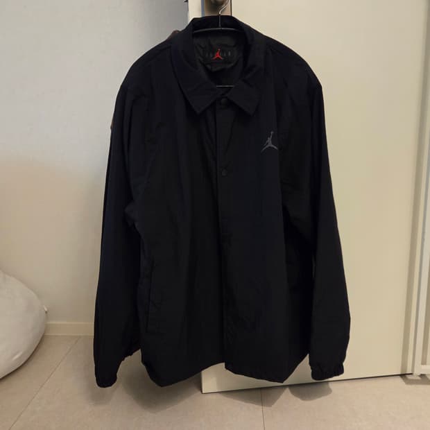 새상품_조던 블랙 코치 자켓 점퍼