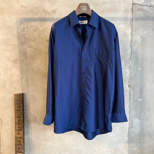 이브생로랑 셔츠 100