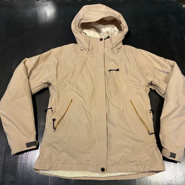 M) 컬럼비아 티타늄 베이지 바람막이 자켓
