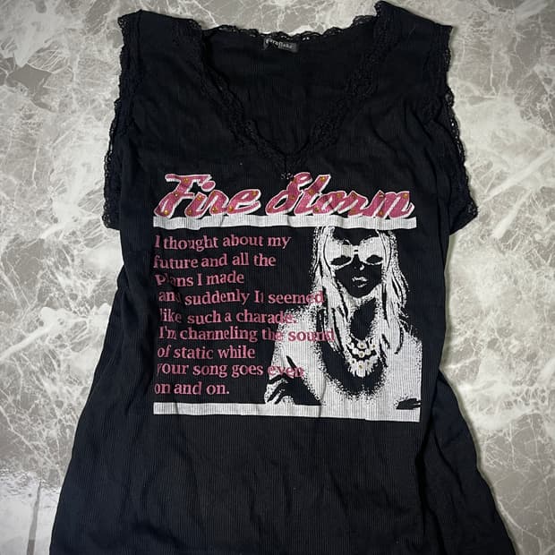 v neck punk sleeveless top