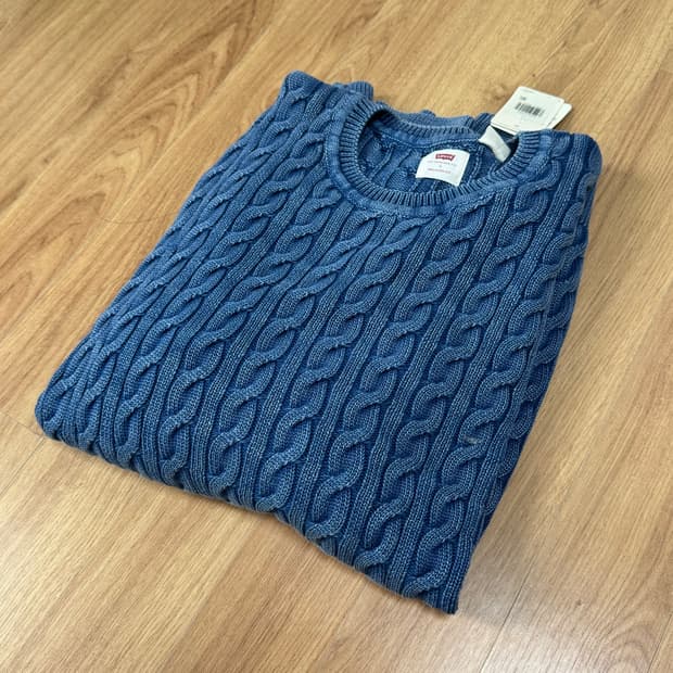 새) 리바이스 TRUE INDIGO DYE 스웨터