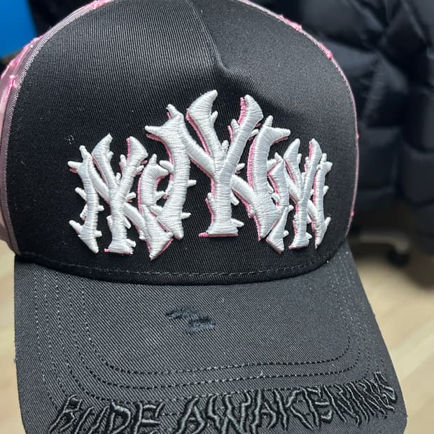 Capswrld 스냅백 모자