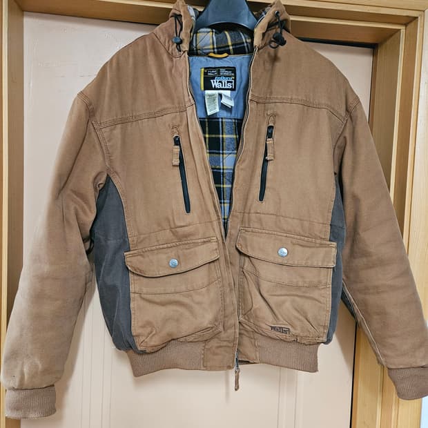 walls 워크자켓 점퍼