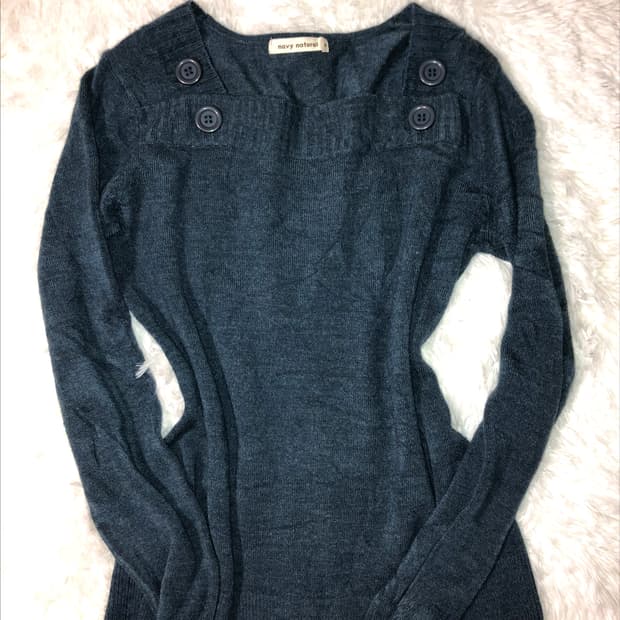 navy blue button square top