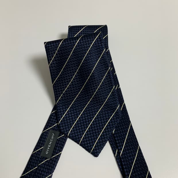 지방시(GIVENCHY) 신형라벨 명품넥타이 100실크 A등급 9.5cm