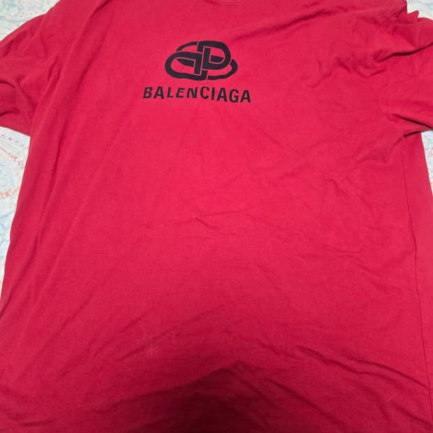 발렌시아가 반팔