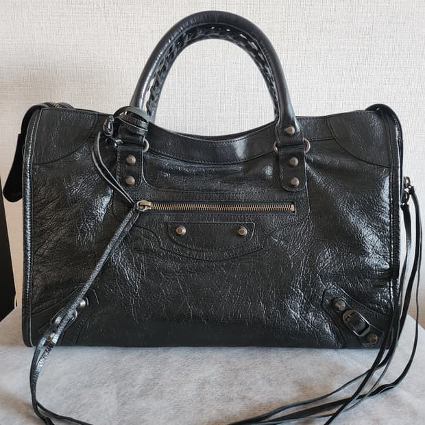 발렌시아가 모터 시티 미듐 블랙 흑장