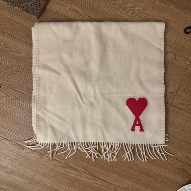 아미 19FW 빅하트 울 머플러