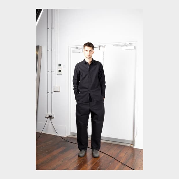 man-tle R1 shirts L사이즈