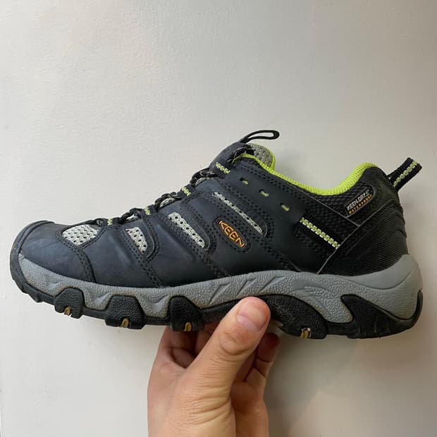 Keen 하이킹 슈즈 240