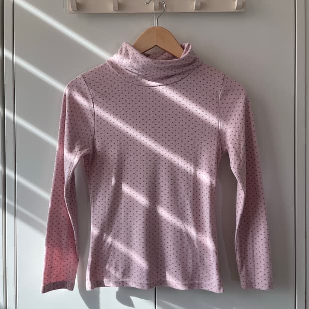 Fleur & parfum 핑크 도트 목폴라 롱슬리브