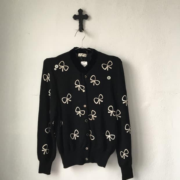 Ribbon pattern knit cardigan