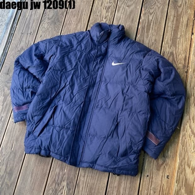 나이키 90’s 올드스쿨 패딩