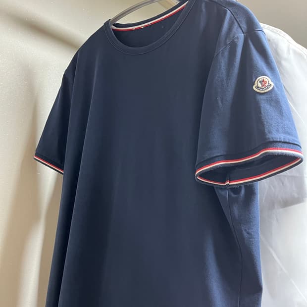 몽클레어 네이비 슬림핏 반팔 XL