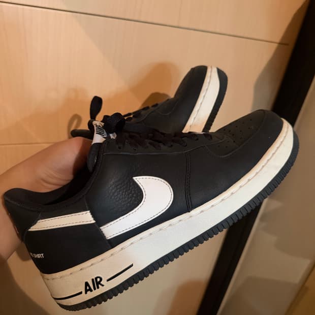 슈프림 꼼데가르송 포스