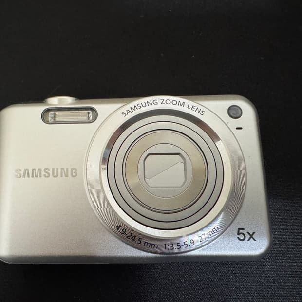 삼성 VLUU ES70 실버디카