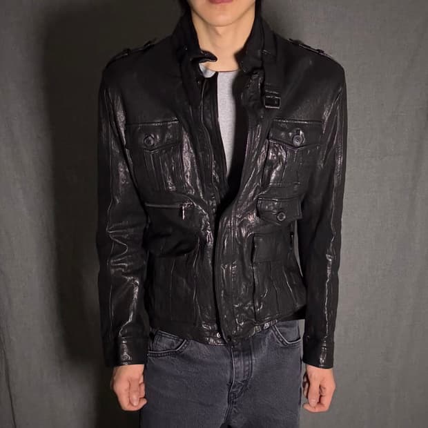 양가죽 포켓 디테일 레더 자켓