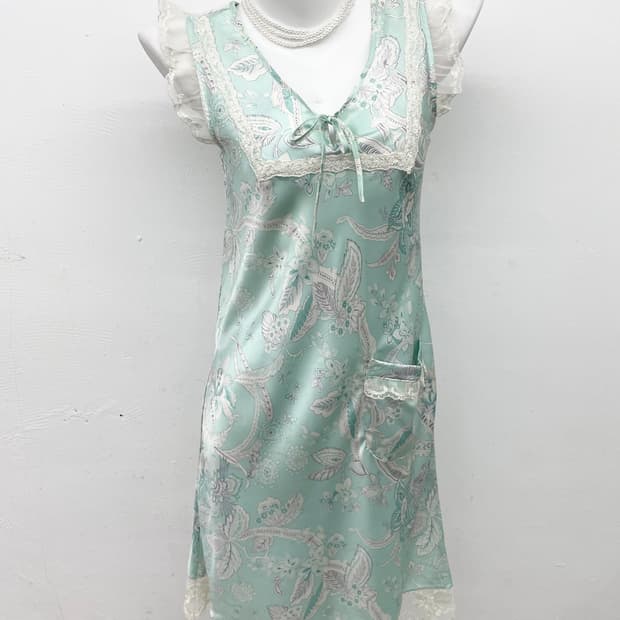 민트 페이즐리 새틴 프릴 슬립