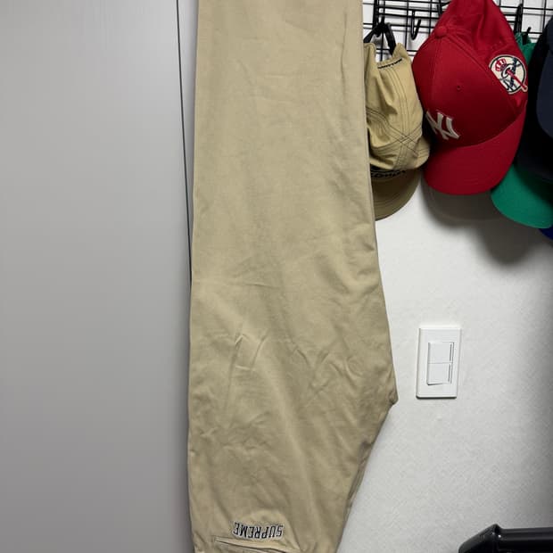 슈프림 치노팬츠