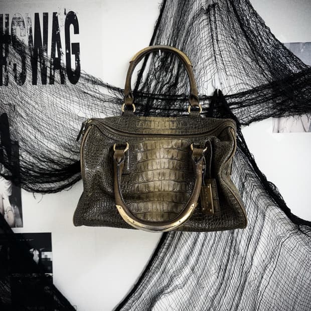 00s crocodile leather shoulder bag