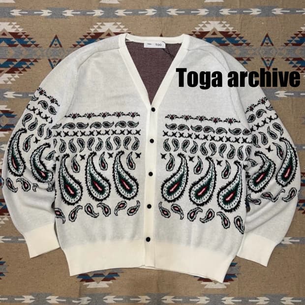 [XL] 토가 아카이브 페이즐리 자카드 니트 가디건